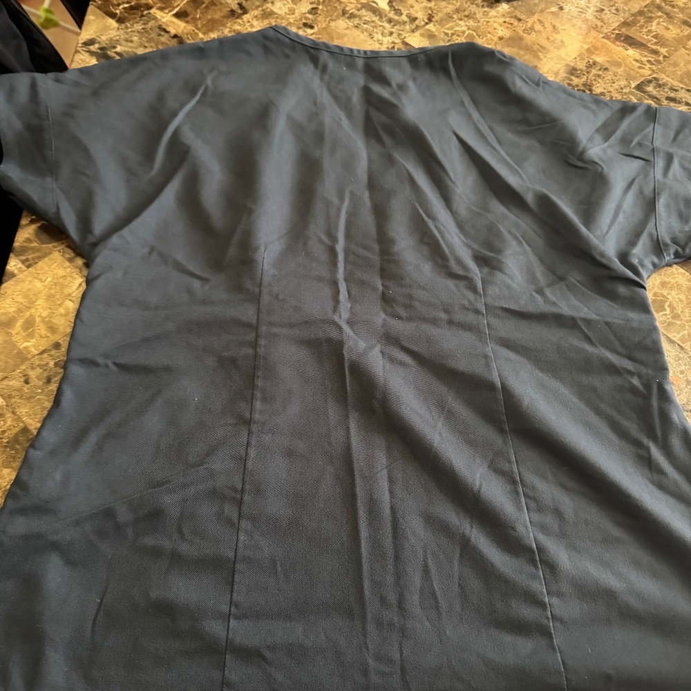 Scrub top